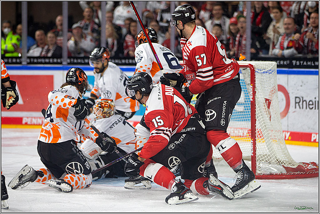 PENNY DEL; Koelner Haie- Grizzly Wolfsburg; Koeln, 26.10.2022